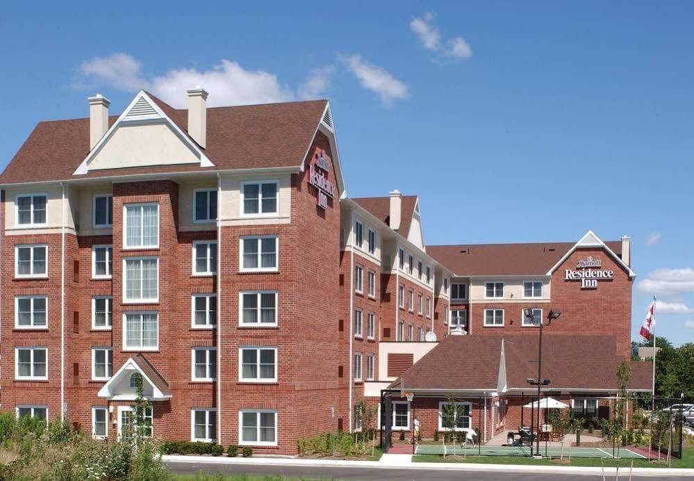 Courtyard By Marriott Toronto Mississauga/Meadowvale Hotel Exterior photo
